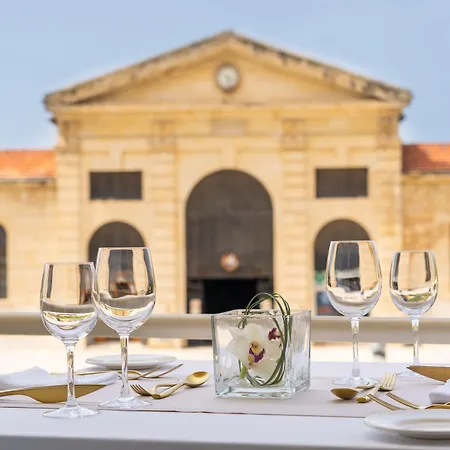 فندق Kydon The Heart 4*